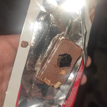 Sarelle Gofret İçlerinden Plastik Parça Çıktı