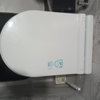 Bien Seramik Klozet Takımının Sabitleyici Aparatları Kırıldı.