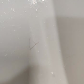 İdevit Marka Lavaboda Çatlaklar Oluşuyor