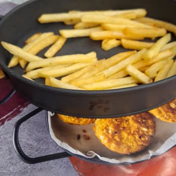 Tavuk Dünyası Beni Aç Bıraktı Ve Tansiyonum Düştü