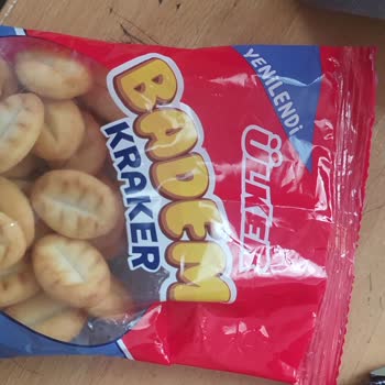 Ülker Badem Kraker Şikayet
