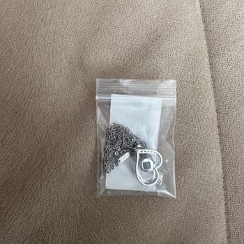 KolyeHouse (kolyehouse.com) Orijinalliği Şüpheli Ürün Gönderdi ve Ürünü Zamanında Teslim Etmedi