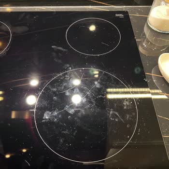 Bosch Elektrikli Ocak Sıcağa Bağlı Cam Çatlaması