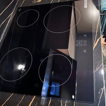 Bosch Elektrikli Ocak Sıcağa Bağlı Cam Çatlaması