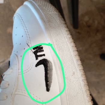 Papuc Konağı Ayakkabı Bir Günde Paramparça Oldu.