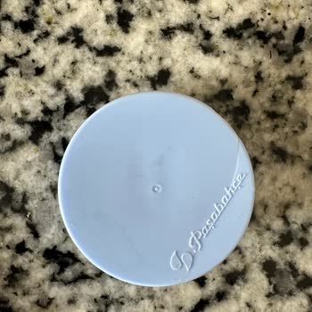 Paşabahçe Cam Su Şişesi Kapağı Kırılması