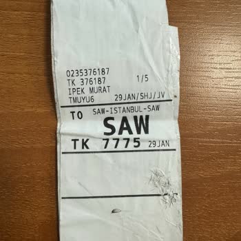 THY Anadolu Jet Hasarlı Bebek Arabası