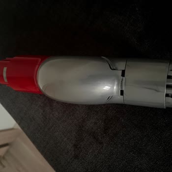 Dyson Garanti Rezaletidir, Ekipmanlarının Ardında Durmuyor