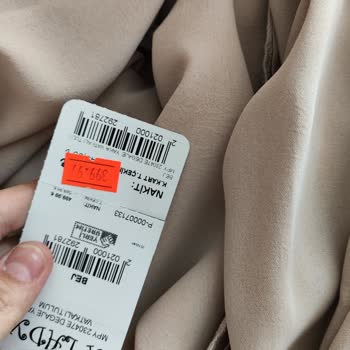 Lady Butik Sefaköy X Lady Ürün Değiştirmiyor