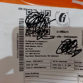 FLO Ayakkabı FLO Reebok Özensiz Paketleme