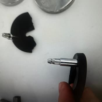 Creavit Klozet Kapağı Menteşesi