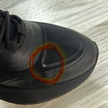 Lacoste.com.tr Üzerinden Satın Alınan Ayakkabının Değişim Sorunu