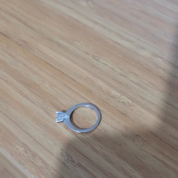 Zen Pırlantadan Yapılan Alışveriş Pişmanlıktır