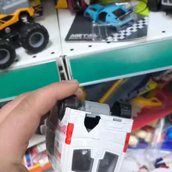 Pekdemir Çiftliği AVM Kırık Oyuncakları!