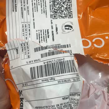 FLO Ayakkabı FLO Sürekli Yanlış Ürün Kargoluyor