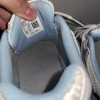 New Balance Tabanlığın Kısa Sürede Tahrip Olması, Yazıların Silinmesi, Kararma!