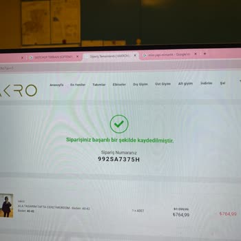 Vakro Boutique 15gün Önce Verdiğim Siparişim Gönderilmedi