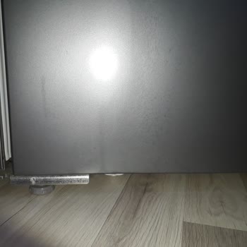 Arçelik Buzdolabının Dış Boyasında İçten Akması