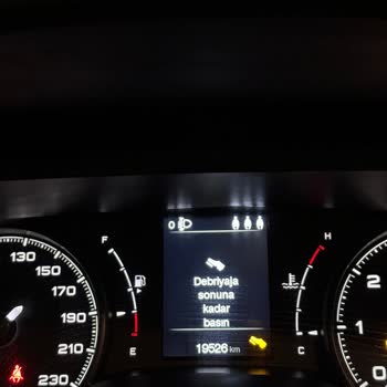 Europcar İş Bilmeyen Diyarbakır Havalimanı Şubesi