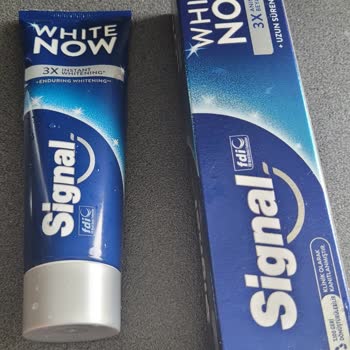 Signal White Now Her Yeri Maviye Boyuyor