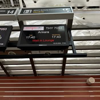 Elazığ Havalimanı Check-in Bölüm Çalışanı