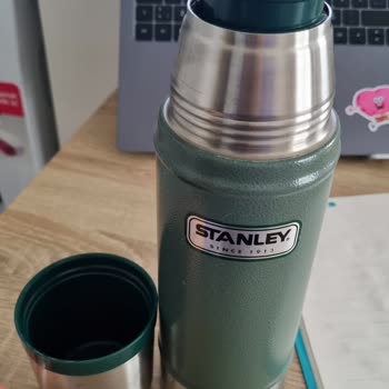 Stanley Termosun İçi Bombe Yaptı