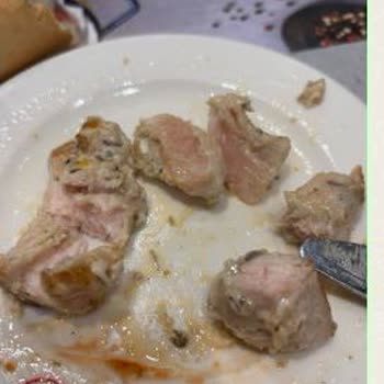 Tavuk Dünyasında İkram Edilen Çig Tavuk Ciddi Tehlike Saçıyor. Dikkat!