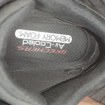Skechers İç Astarı İki Ay İçinde Sağ Ve Sol Taraftan Deforme Oldu