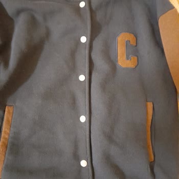 DeFacto Tüylenen Kıyafet Ve Eksik İade Yapılması