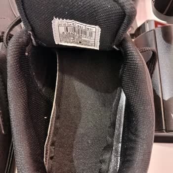 FLO Ayakkabı Ayak Tabanı Bozuk Ayakkabı