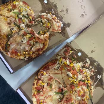 Yemeksepeti Pizza Hut Örümcekli Dağılmış Pizza