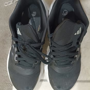 adidas Trendyol Üzerinden Firmadan Ayakkabı Aldım Firma İsmi Verilmiyor Bana