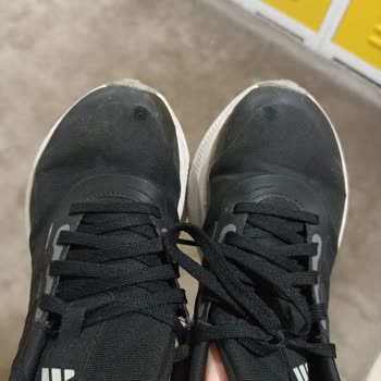 adidas Trendyol Üzerinden Firmadan Ayakkabı Aldım Firma İsmi Verilmiyor Bana