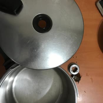 Fissler Düdüklü Tencere Patladı