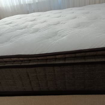 Yön AVM Bağcılar Yatak İade Almıyor