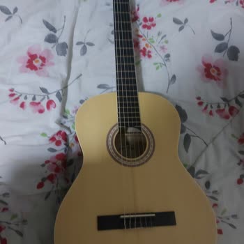 Hepsiburada Kırık Gönderilen Gitar!