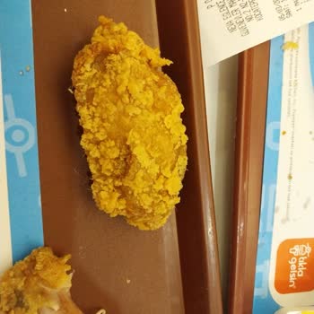 Popeyes Kanatından Tüy Çıktı