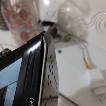 Tefal Ütümün Düşmesi Sonucu Burnu Yamuldu