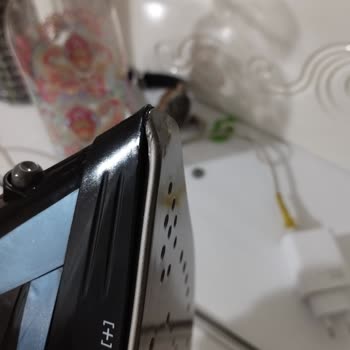 Tefal Ütümün Düşmesi Sonucu Burnu Yamuldu