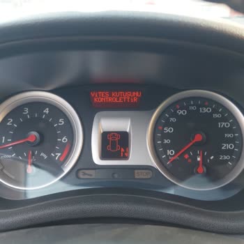 Renault Clio3 1.2 Otomatik