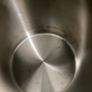 Fissler Düdüklü Kapağın İç Kısmında Ve Tencere İçinde Leke Oluşumu