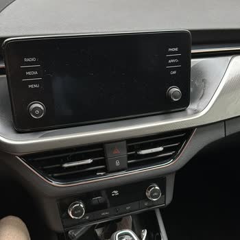 Chakra Araba Kokusu Arabamı Mahvetti!