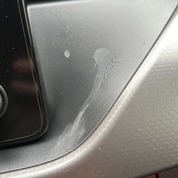 Chakra Araba Kokusu Arabamı Mahvetti!