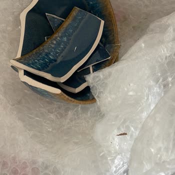 Kargodan Kırık Çıkan Madame Coco Ürünleri