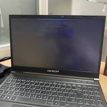 Monster Abra Serisi Ekran Sorunu İade Etmek İstiyorum