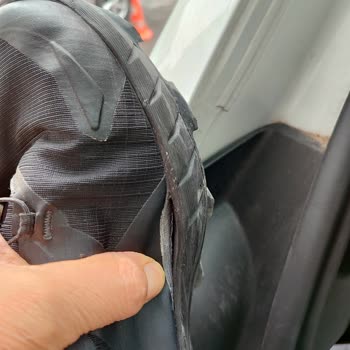 Salomon Ayakkabı 3 Ay Geçmeden Açıldı