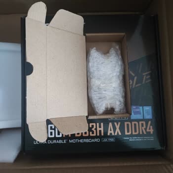 Teknobiyotik Sorunlu İşlemci Sıcaklığı Ve Kutusuz Gönderme, Bozuk Malzemeler