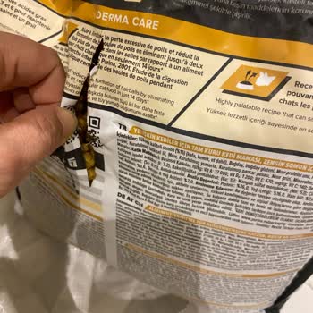 Mukas Pazarlamadan Aldığım Kedi Maması Hüsranlığı