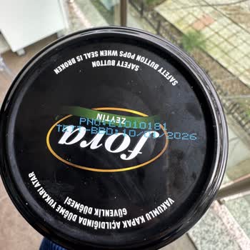 Fora Zeytin Ezmesini Aldıktan Çok Kısa Bir Sure Sonra Küflenmesi