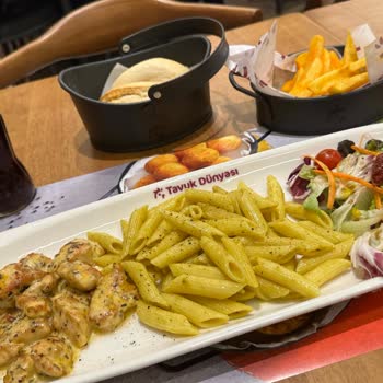 Tavuk Dünyası Metropol AVM Tavuk Dünyasından Zehirlendim